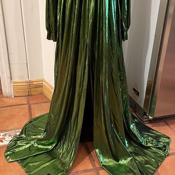 Green dress size XXL shiny for events good for maternity also fits a L/XL - Picture 3 of 6